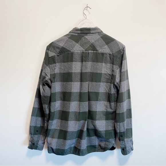 EVERLANE Men’s Brushed Flannel Green & Gray Plaid Button Down Shirt M Medium - Picture 6 of 6
